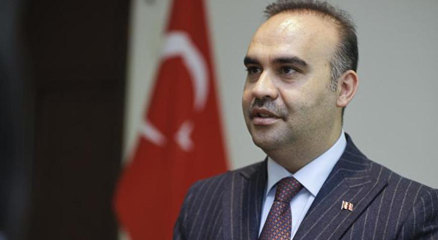 Bakan Kacır, Malezya Yatırım, Ticaret ve Sanayi Bakanı Johari Abdul Ghani ile görüştü