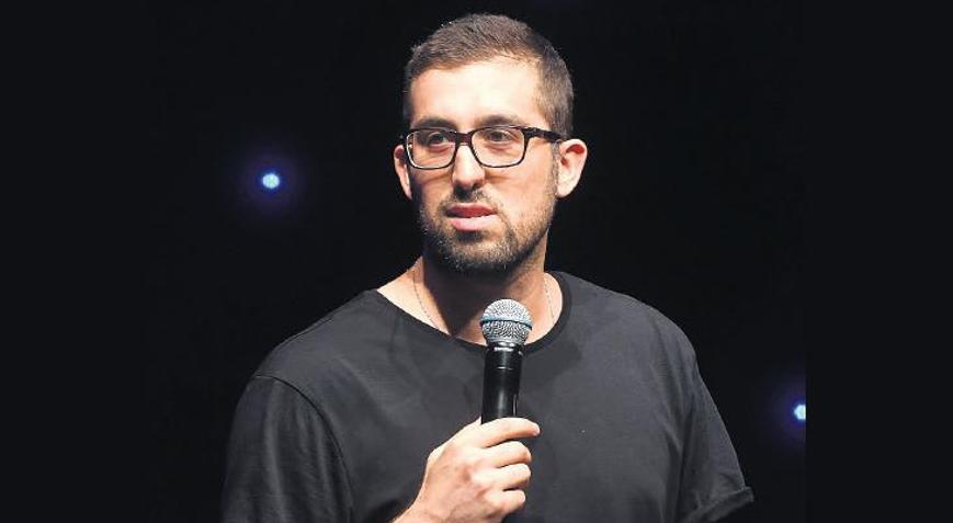 Perdeler açılıyor