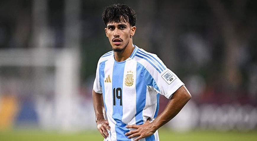 Galatasarayın gözdesi Can Armando Güner kulübüyle ipleri kopardı Antrenmana çıkmadı