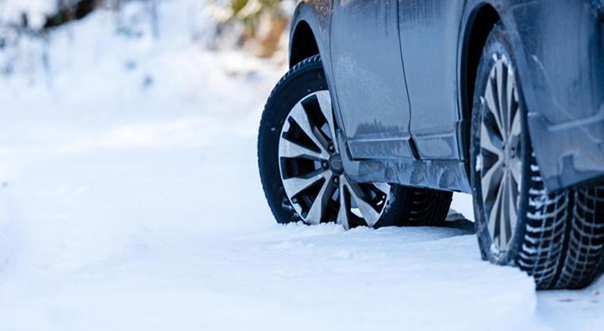 Kara saplanan sürücülere altın tavsiye Evdeki bu eşya aracı kurtarıyor