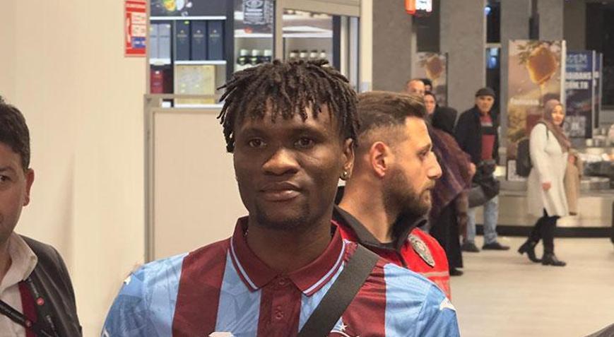 Trabzonsporda Nwaiwu takımın bir parçası olmaktan mutlu