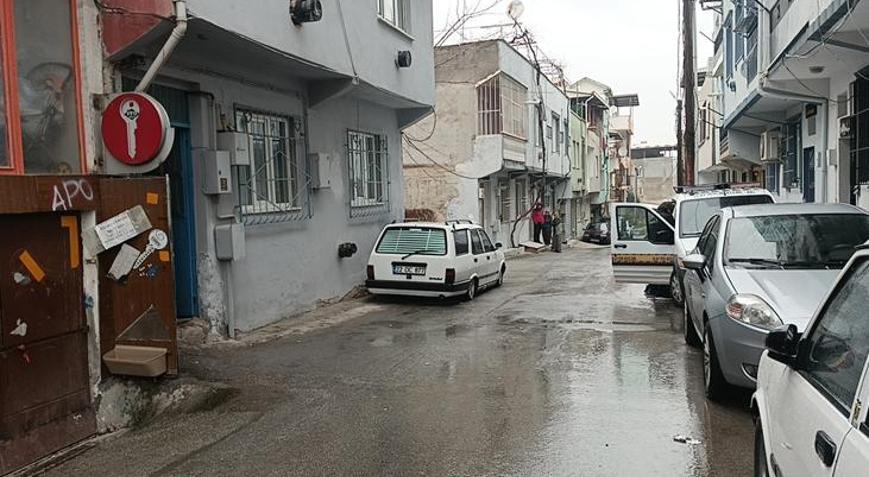 Bursada kadın cinayeti Boşanma aşamasındaki eşini vurup polise teslim oldu