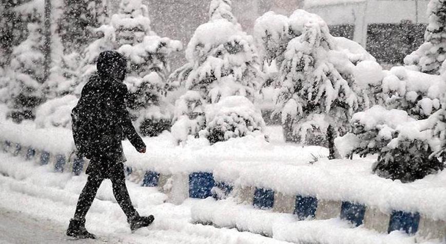 Son dakika... Ankarada kırsal mahallelerde taşımalı eğitime kar engeli Valilikten açıklama