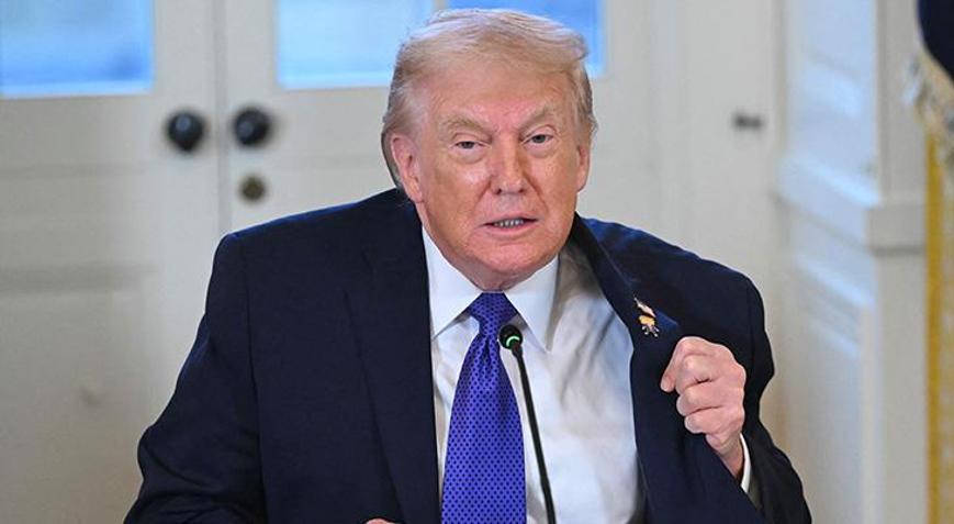 ABD Başkanı Trumptan skandal paylaşım Venezuelanın geçici başkanıyım