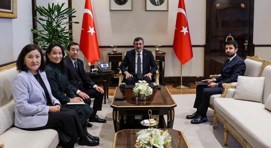 Cevdet Yılmaz, Moğolistan ve Japonyanın Ankara büyükelçilerini kabul etti