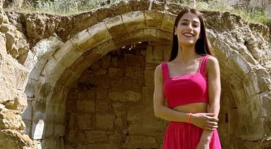 Sır ölüm 30 yaşındaki genç kadın evde asılı halde bulundu