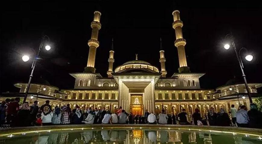 Külliye’den Kandil özel yayını