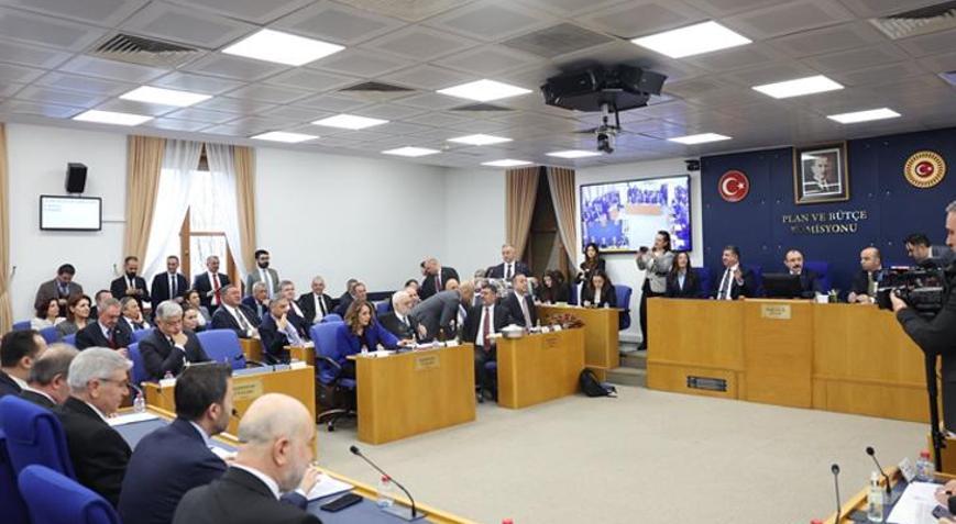 En düşük emekli aylığı teklifi TBMM Plan ve Bütçe Komisyonunda