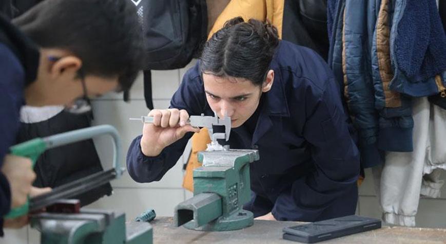 Eğitimle üretim birleşti: 12 milyon ciroya ulaşan okul