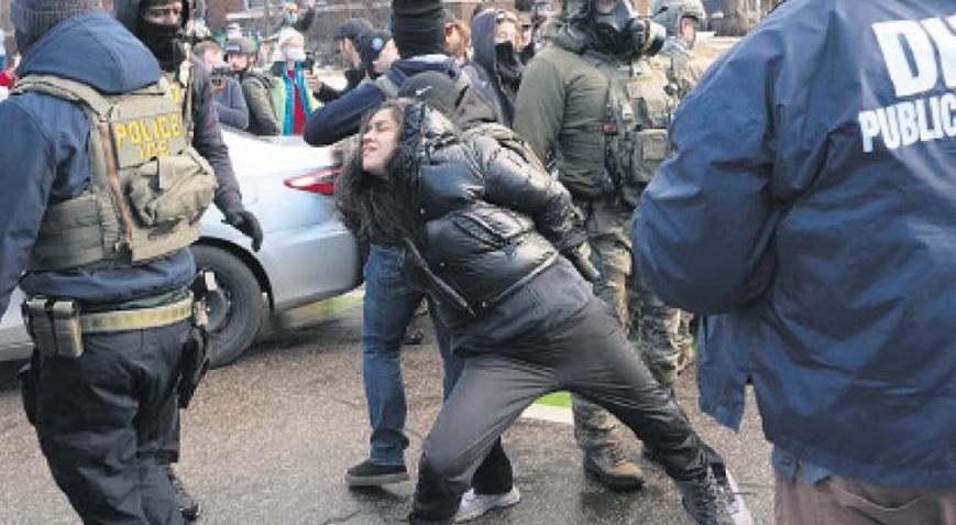 Minneapolis’te tepki büyüyor