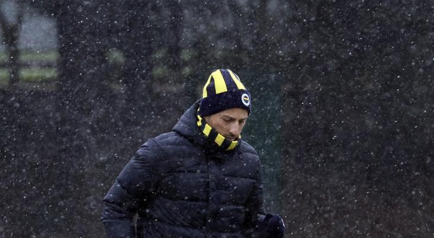 Fenerbahçede Tedescodan oyunculara uyarı: Ligin 2. yarısına da iyi bir başlangıç yapmalıyız