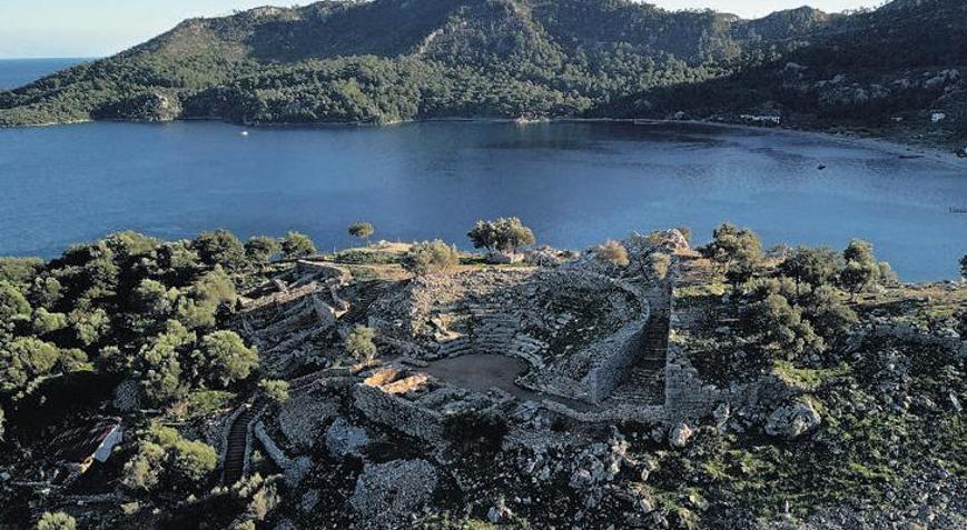 Gümüş iştar kolyesi: Asurdan Amosa...