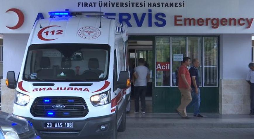 Elazığ’da acı olay: Raylardan geçmek isteyen engelli gence tren çarptı