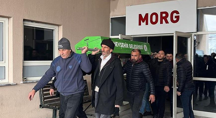 Bazaya sıkışan Amine kurtarılamadı