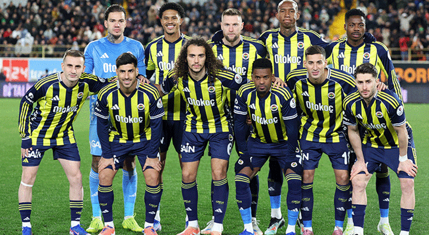 Fenerbahçe gençleriyle fark yarattı Galatasarayın önünde