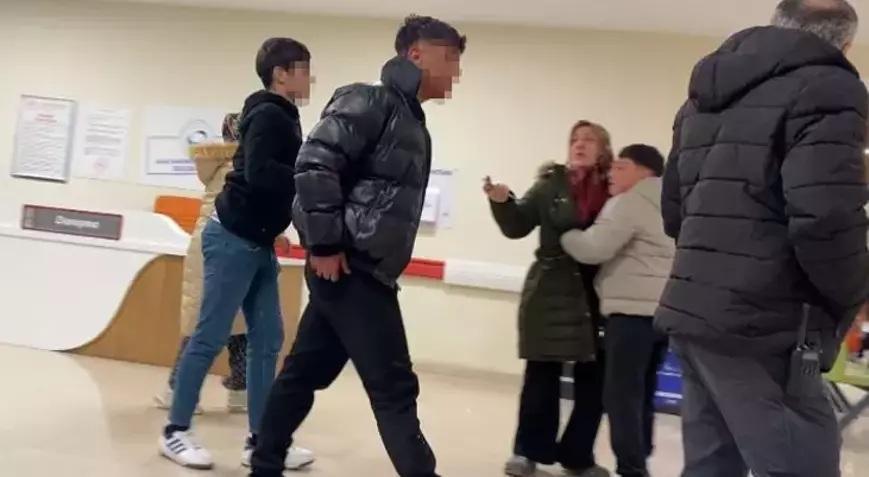 17 yaşındaki gençler arasında bıçaklı kavga: 1’i tutuklandı