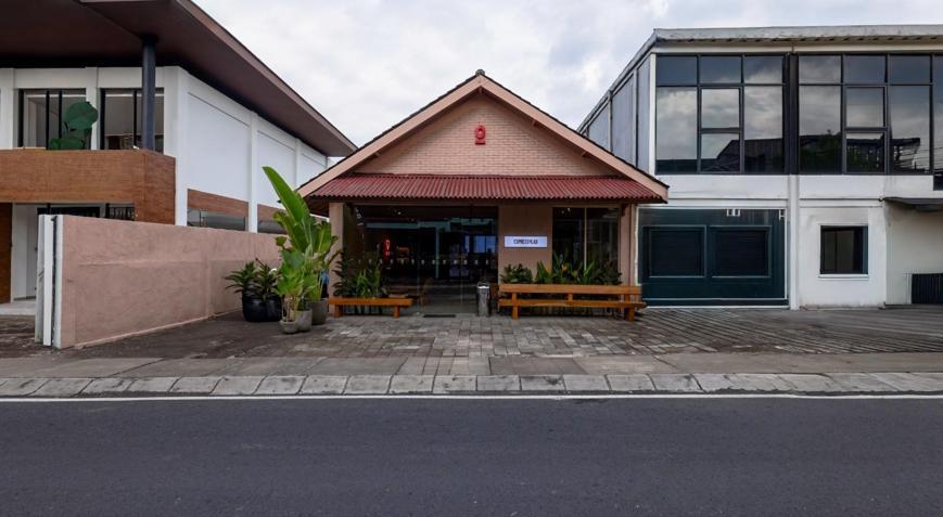 3 kıtada 6 yeni mağaza yatırımı