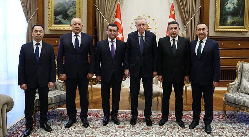 Cumhurbaşkanı Erdoğan, Cumhurbaşkanlığı Külliyesi’nde Özbekistanlı bakanlar ve güvenlik yetkililerini kabul etti
