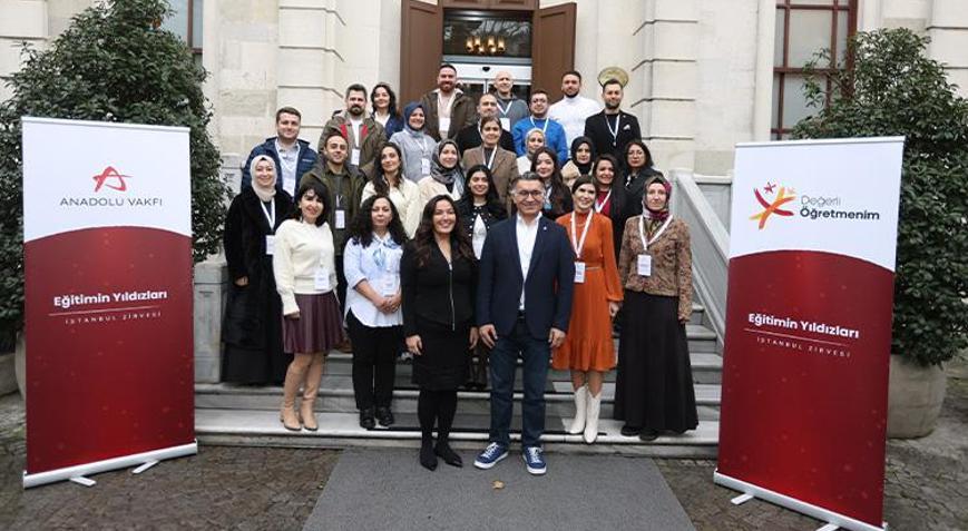 “Değerli Öğretmenim Eğitimin Yıldızları Programı”nda ödüller sahiplerini buldu