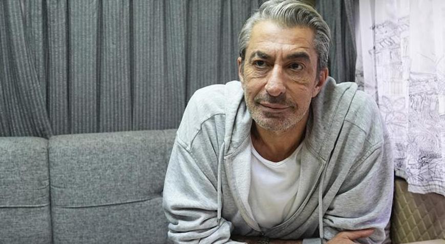 Erkan Petekkayadan duygulandıran sözler Annem zor bir hastalık yaşadı