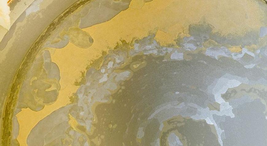 Sıfır maliyetle kireç sökücü: Çaydanlıktaki kireci anında söken doğal formül