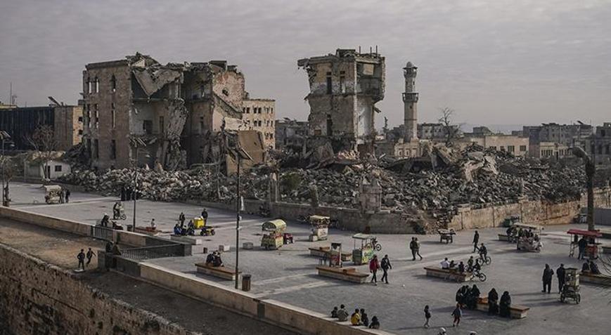 Suriye’de olağanüstü hal sona erdi Halep, Deyrizor ve Rakka’da iyileşme dönemi