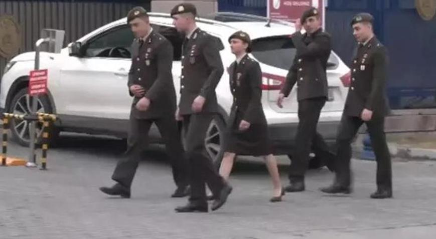 Teğmenin, kılıçlı yemin soruşturmasında ihraç kararına iptal