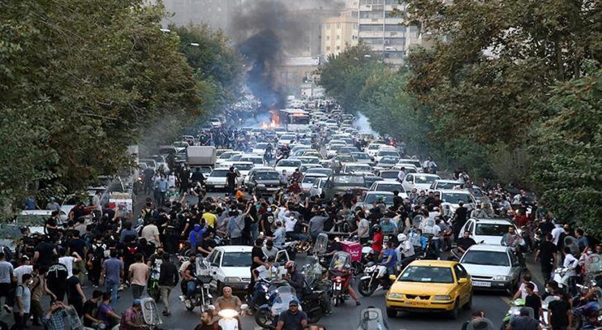 İranda bilanço ağırlaşıyor Protestoların ardından can kaybı 5 bin 137ye yükseldi