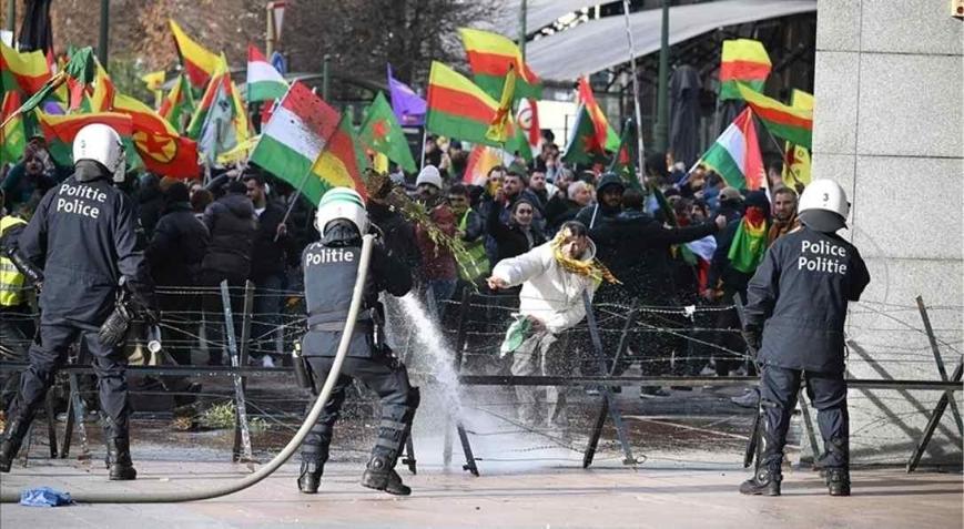 Türkiyeden Avrupaya seyahat edeceklere uyarı Terör yandaşlarının eylemleri sonrası yeni adım
