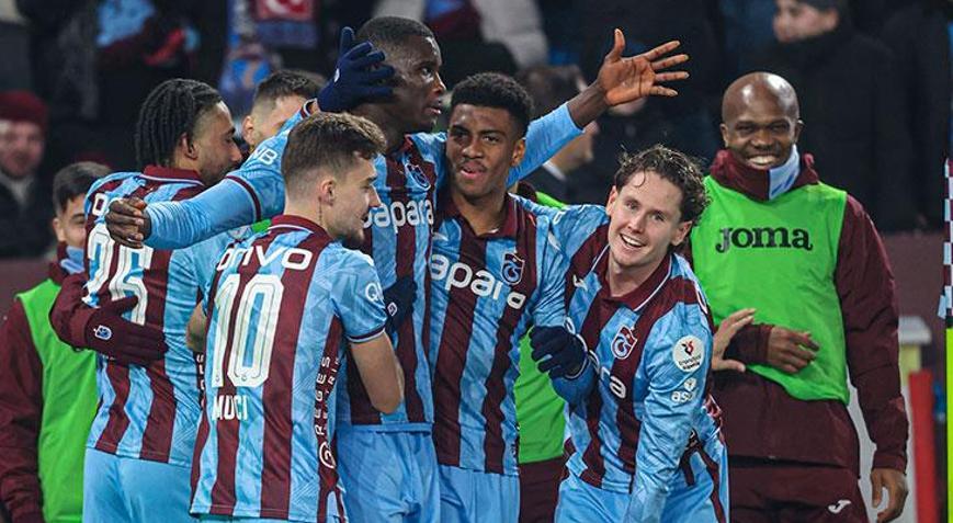 Trabzonsporda Üç Silahşörler gol yükünü sırtlandı