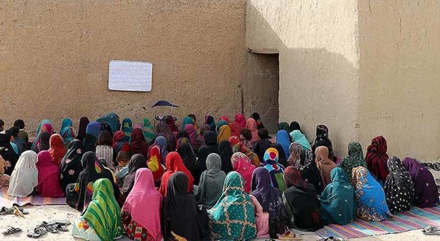 Taliban yönetiminden skandal karar Afganistan’da kız çocukları için eğitim resmen bitti