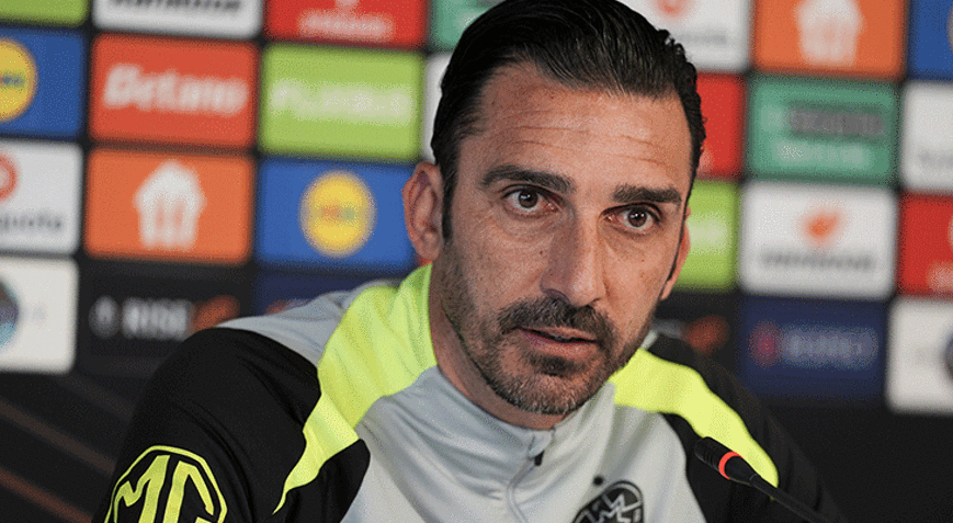 FCSB Teknik Direktörü Ilias Charalambus: Fenerbahçe karşılaştığımız takımlar arasında en iyisi