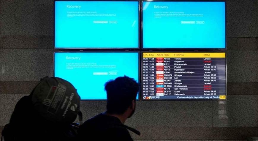 Orta Doğuda savaş gerginliği zirve yaptı Hava yolu şirketleri uçuşları iptal ediyor