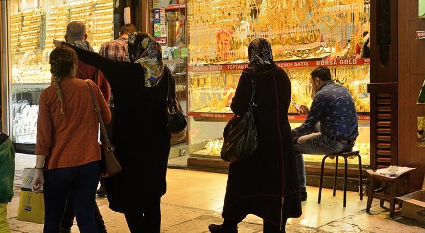 Altın ve gümüşte büyük çöküş Fiyatlar çakıldı: İşte sert düşüşün nedeni