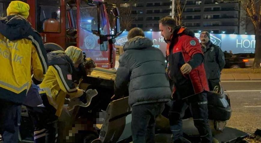 Feci kaza sonrası duygulandıran anlar Yaralı halde başından bir an olsun ayrılmadı