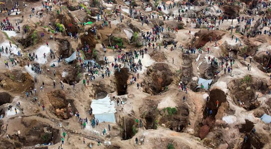 Bölgedeki tüm madenler aynı anda çöktü Yüzlerce kişi toprak altında