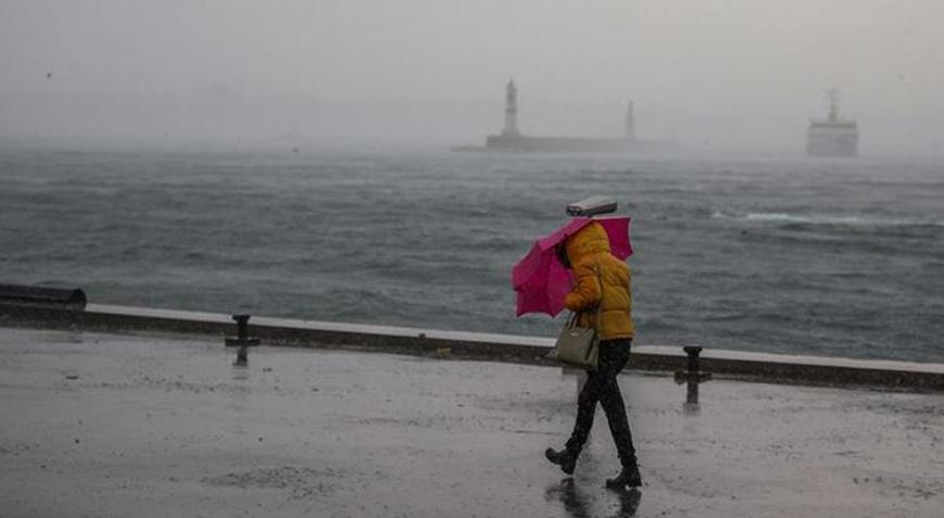 İstanbul Valiliği yarın için uyardı: Kuvvetli fırtına geliyor