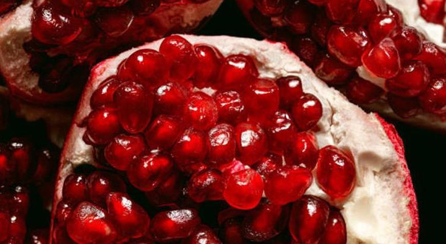 Çoğu kişi yanlış yapıyor: Sulu ve tatlı nar seçmenin hiç bilinmeyen formülü