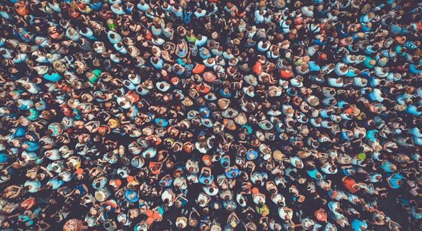 40 yıl öncesinden çok daha hızlı yürüyoruz Uzmanlara göre bunun sebebi ise bir hayli ilginç...