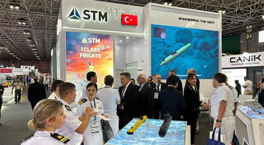 STM, savaş gemilerini ve insansız sistemlerini Körfeze taşıyor