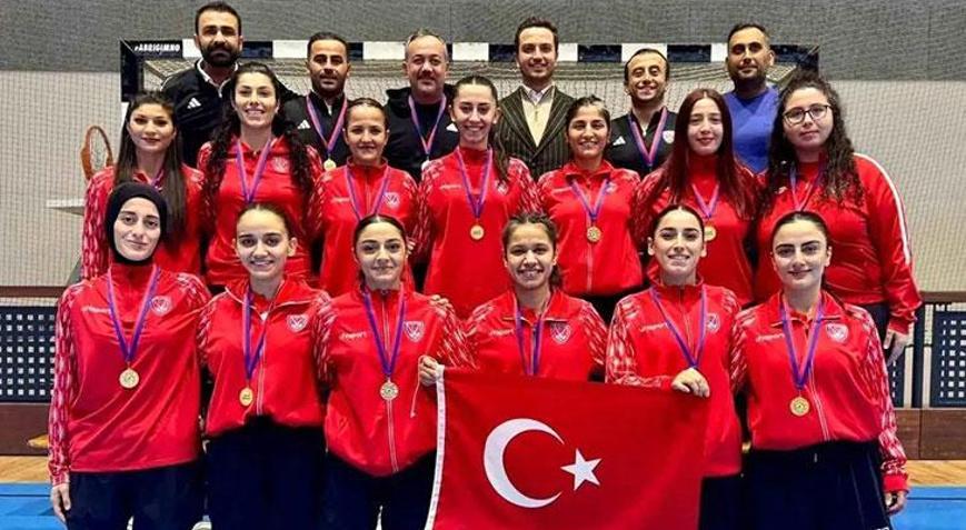 Türkiye Kadın Hokey Milli Takımı, Portekizde şampiyon oldu