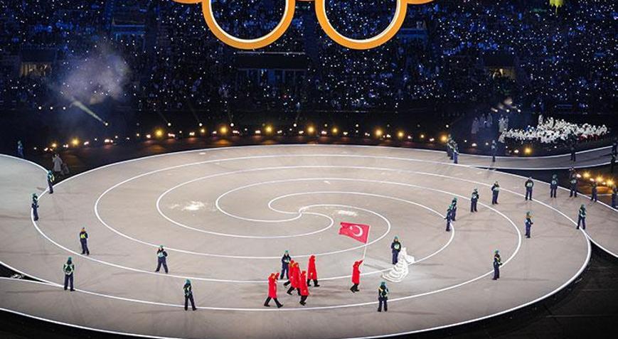 25. Kış Olimpiyat Oyunları görkemli törenle Milanoda başladı
