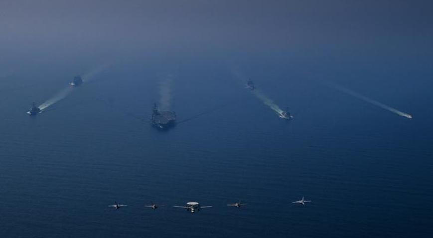 ABD’den güç gösterisi Dev filo Umman’da