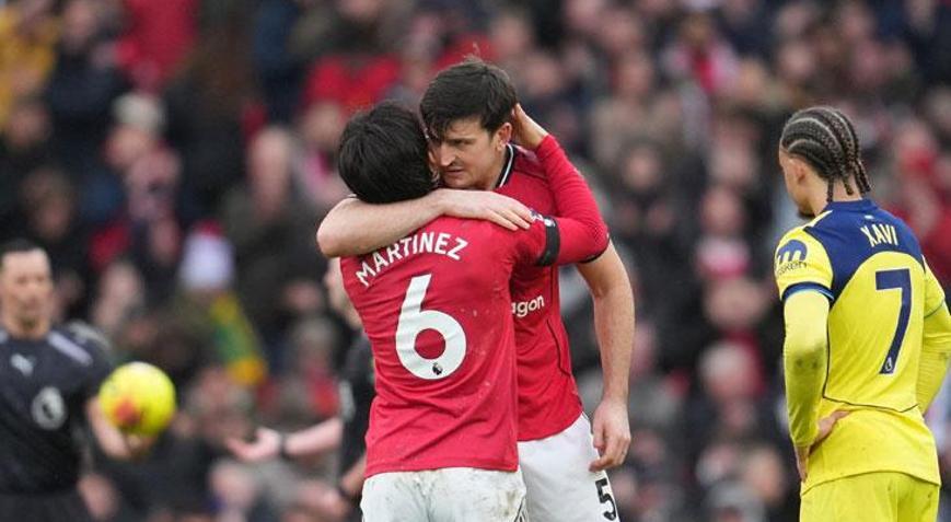 Premier Ligde Manchester United, Tottenhamı 2 golle geçti