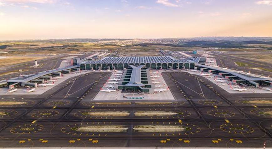 Ocak ayında her 2 yolcudan biri İstanbul’daki havalimanlarını kullandı