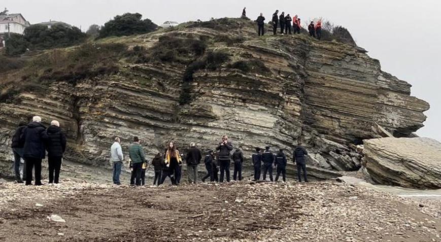 Aşıklar Tepesinde korkunç olay Cansız bedeni kayalıklarda bulundu
