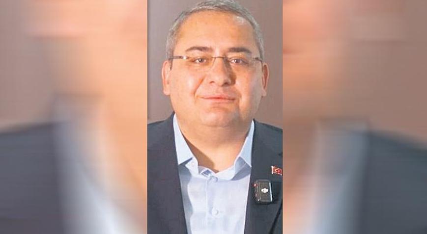 ‘Özel ağır hakaretlerde bulundu’ dedi, istifa etti