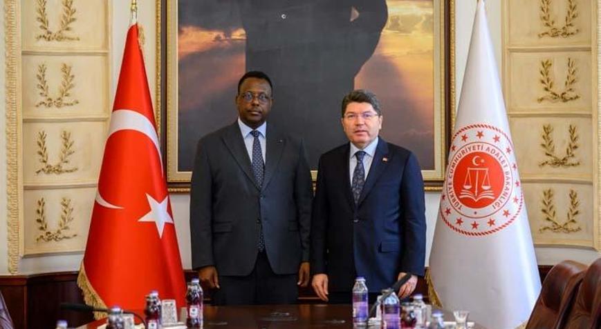Adalet Bakanı Tunç, Somalili mevkidaşı ile bir araya geldi