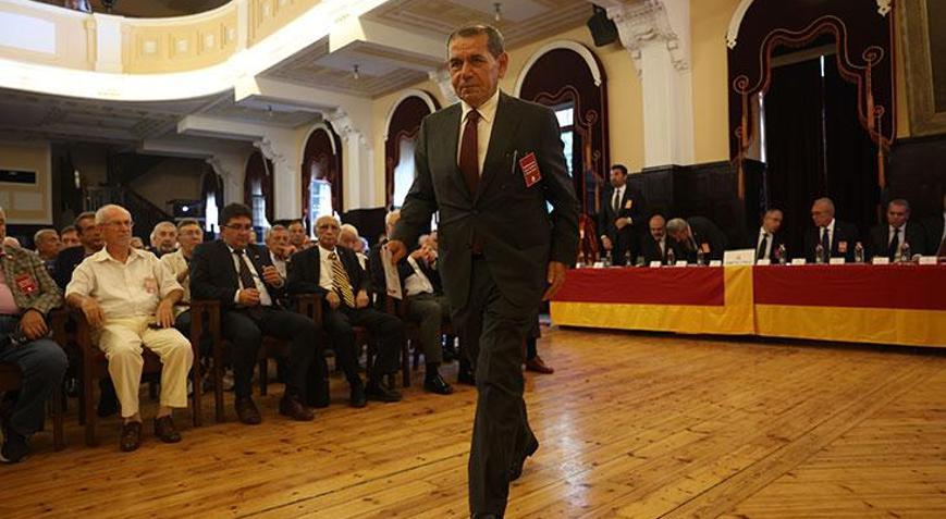 Galatasarayda olağan divan kurulu toplantısı 6 aylık mali tablo için sunum