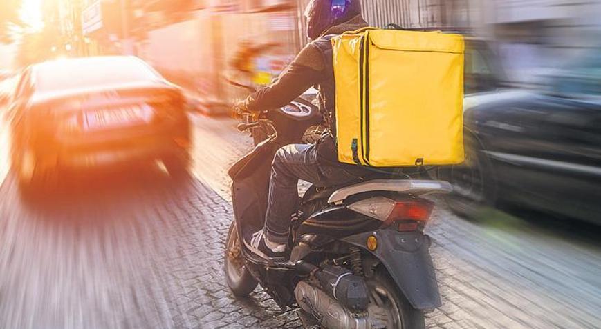 Yasa dışı kumar ve bahis sanal olsa da teslimat elden Paraları motokurye taşıyor